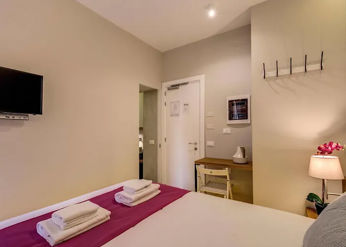 The Spanish Campo De' Fiori Frühstückspension 3*